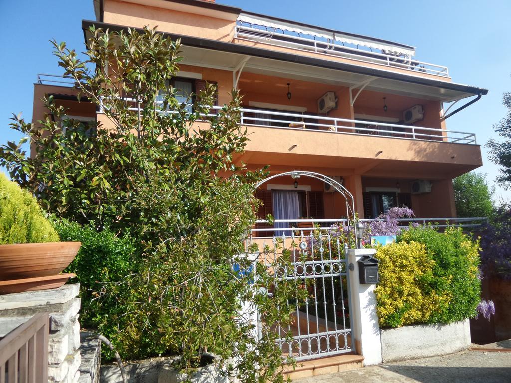 Apartmani Lina Umag Extérieur photo