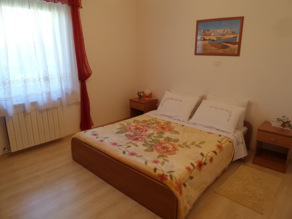 Apartmani Lina Umag Extérieur photo