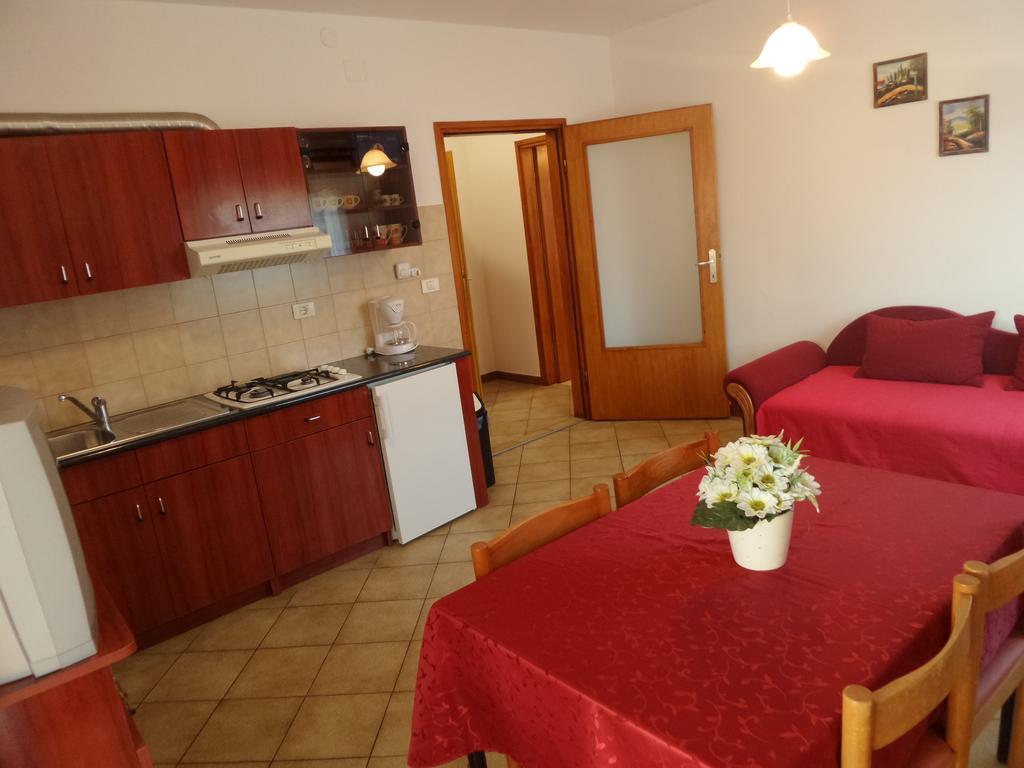 Apartmani Lina Umag Extérieur photo