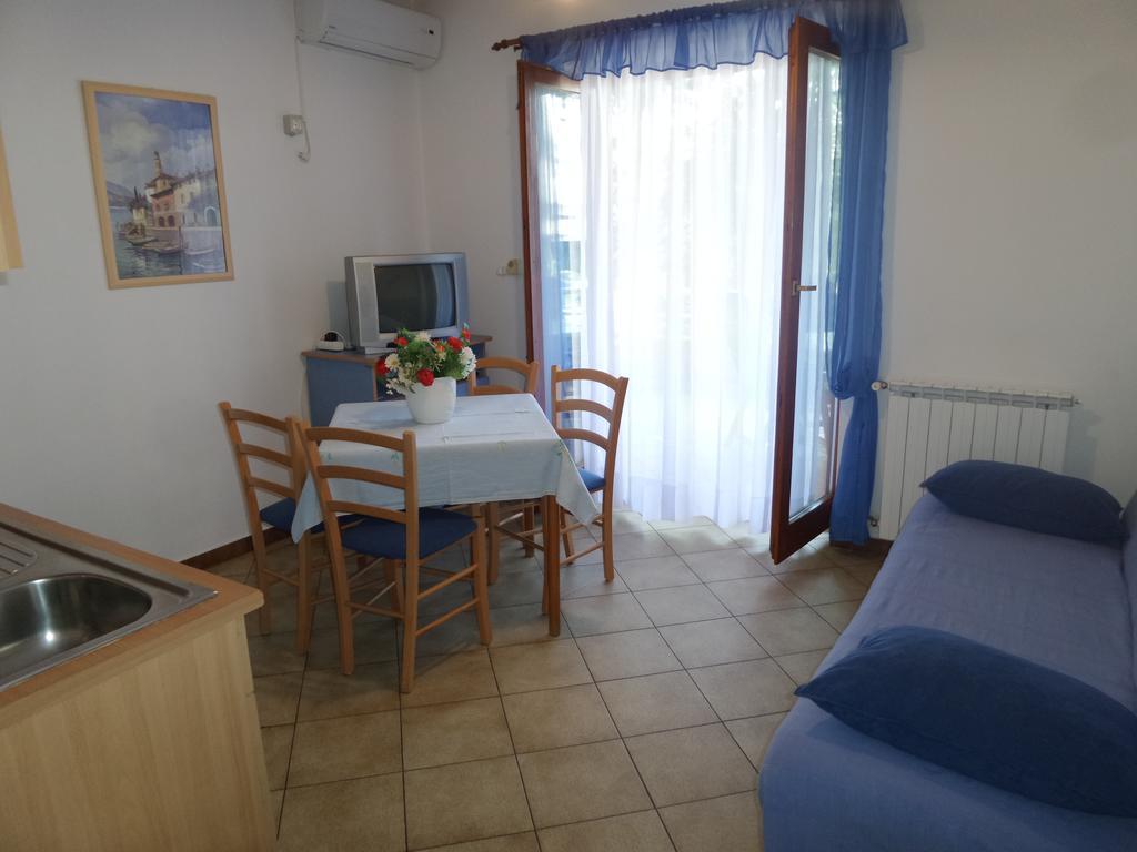 Apartmani Lina Umag Extérieur photo
